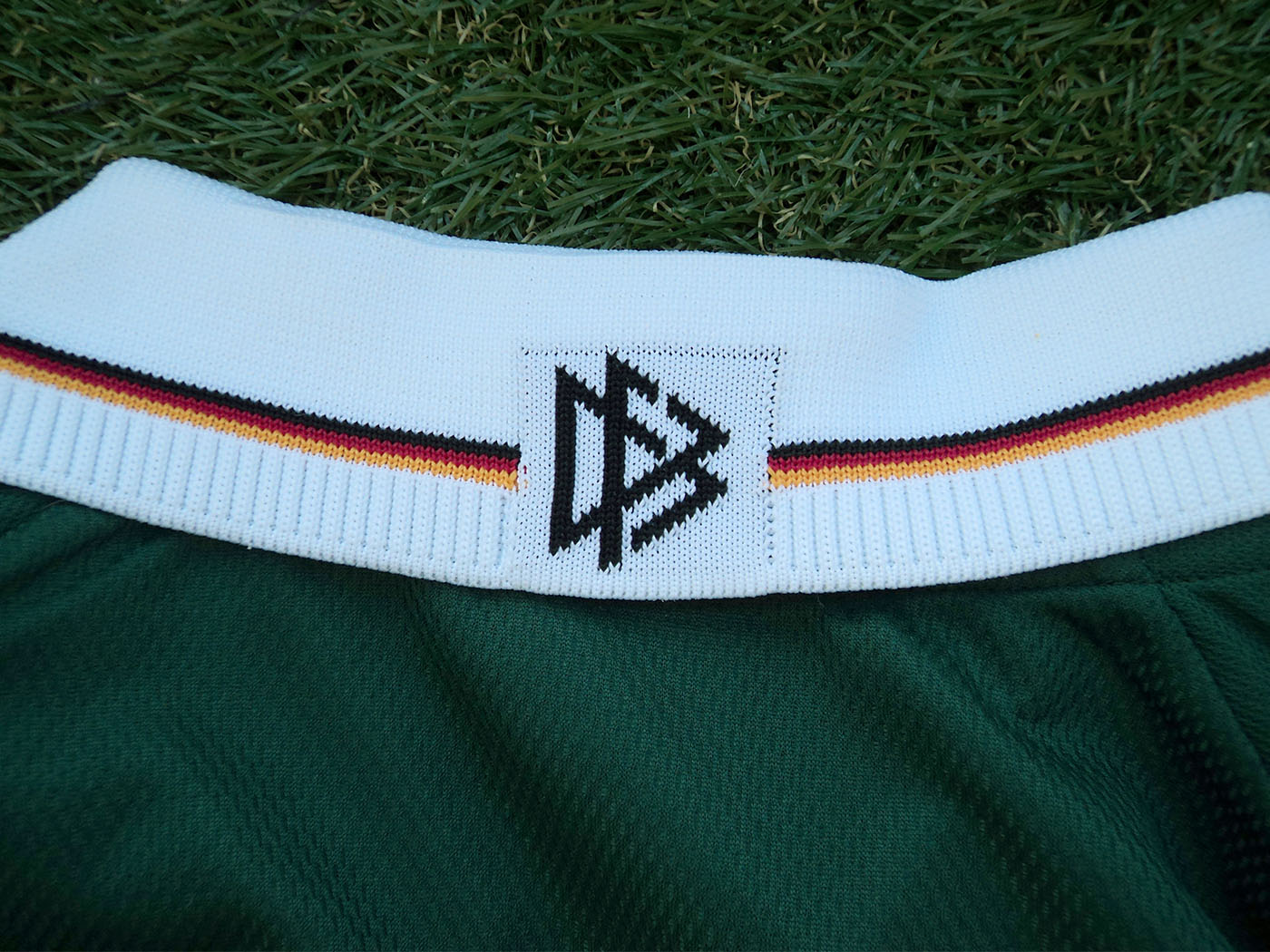 2000-2002 Germany away shirt - Medium