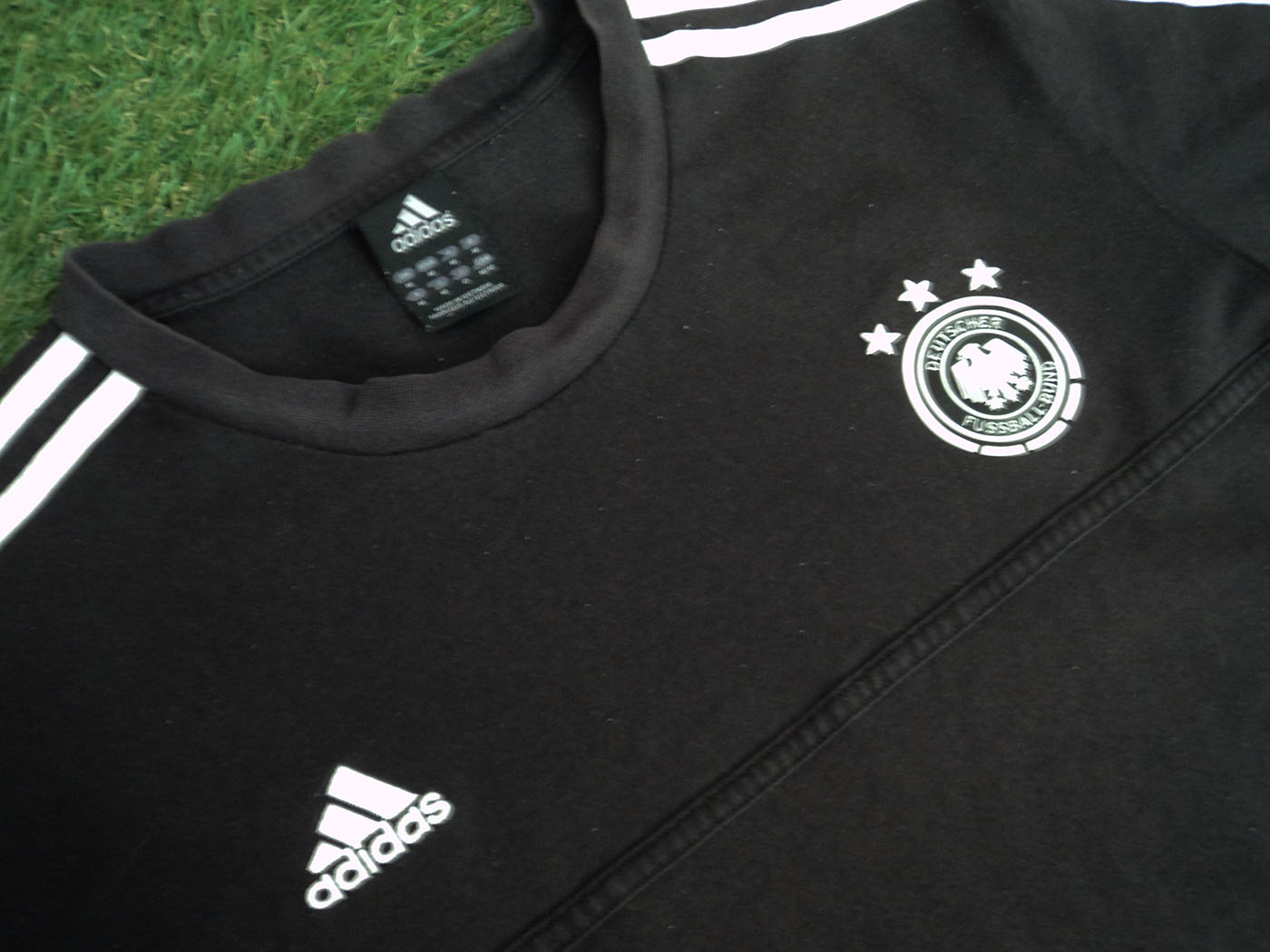 2011-2012 Γερμανία Adidas leisure tee - Medium