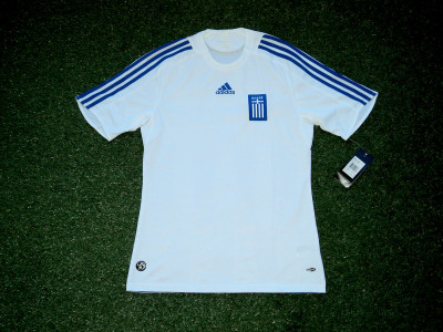 2008-2009 Greece away shirt - Small