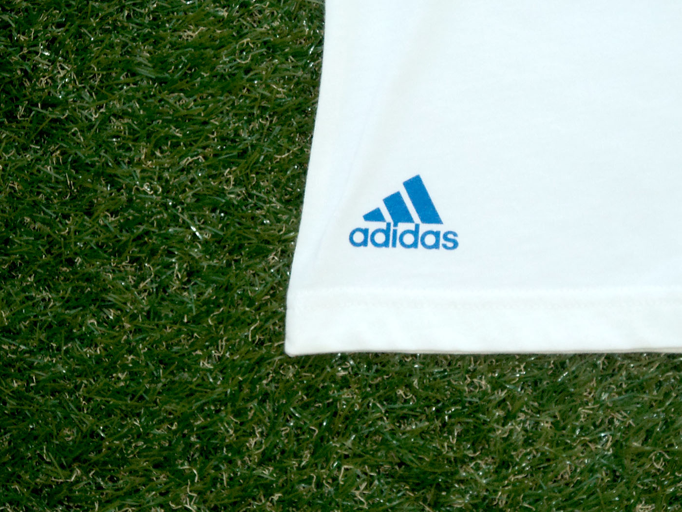 2008 Greece Adidas "Trophy" Euro t-shirt - Multiple sizes