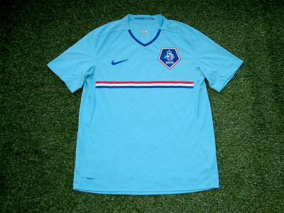2008-2009 Holland away shirt - Medium