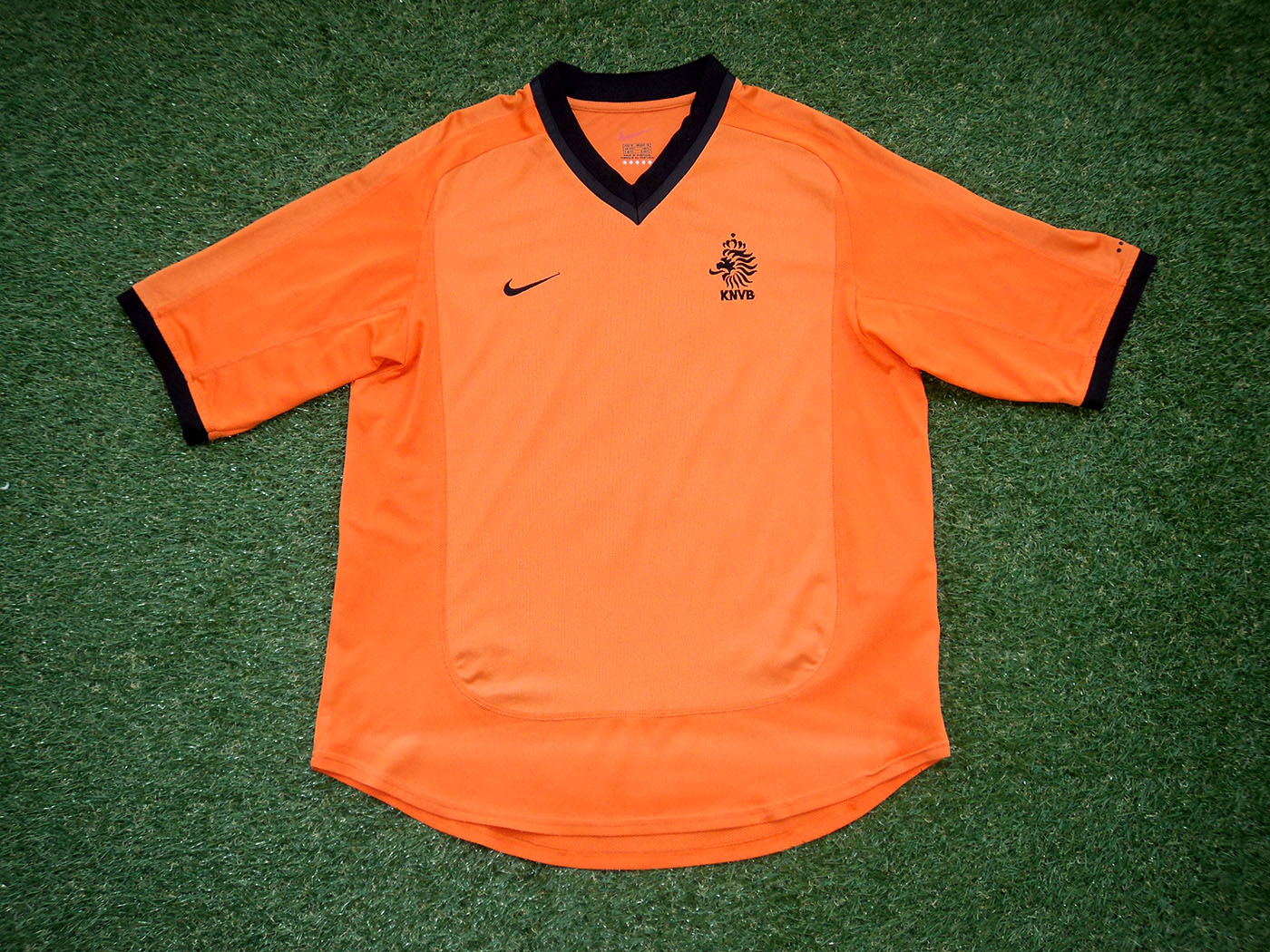 2000-2002 Holland home shirt - Medium
