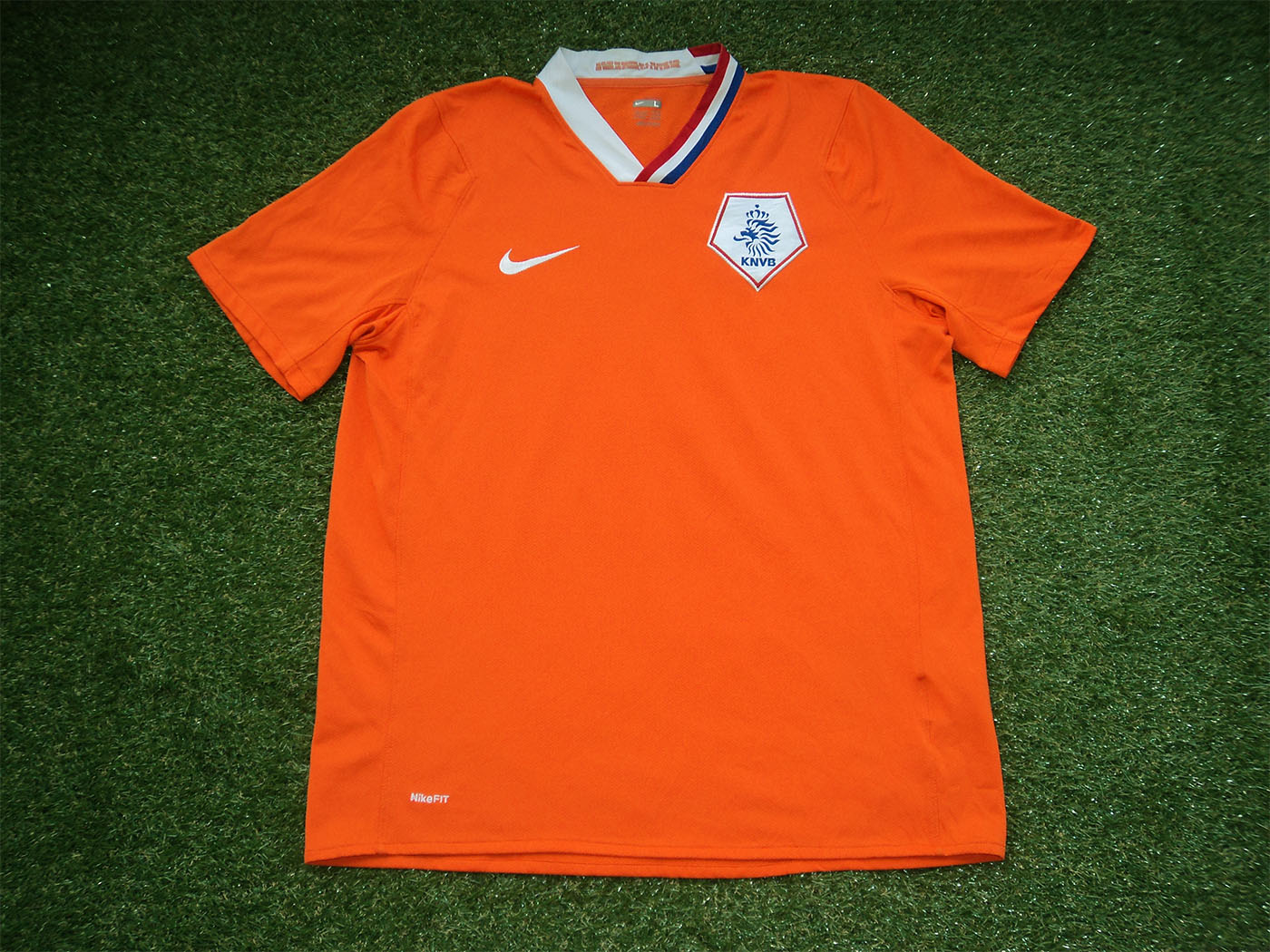 2008-2010 Holland home shirt - Large