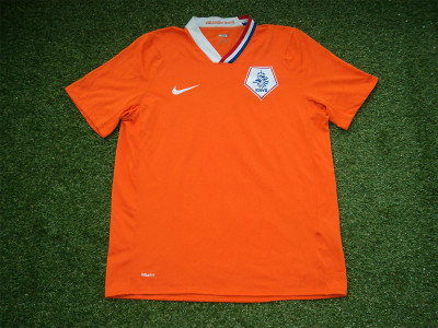 2008-2010 Holland home shirt - Large