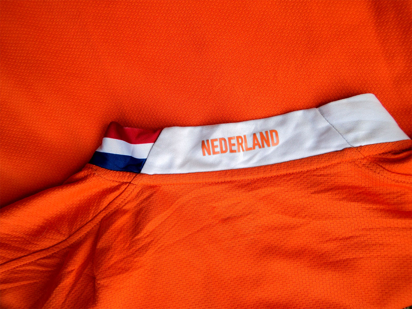 2008-2010 Holland home shirt - Large