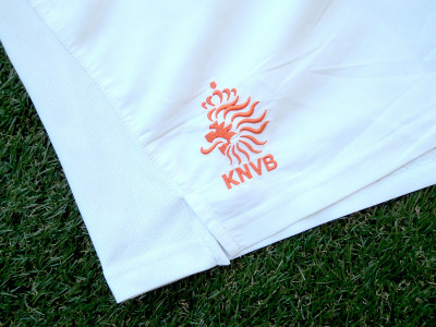 2008 Holland home shorts - Large