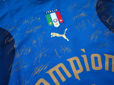 2006-2007 Italy "Campioni del Mondo" home shirt " - Large