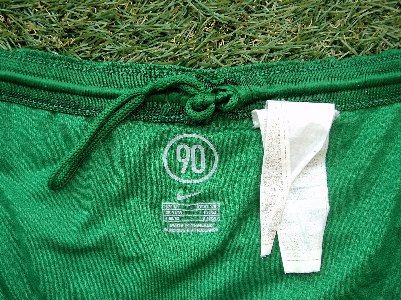 2004-2006 Portugal home shorts - Medium