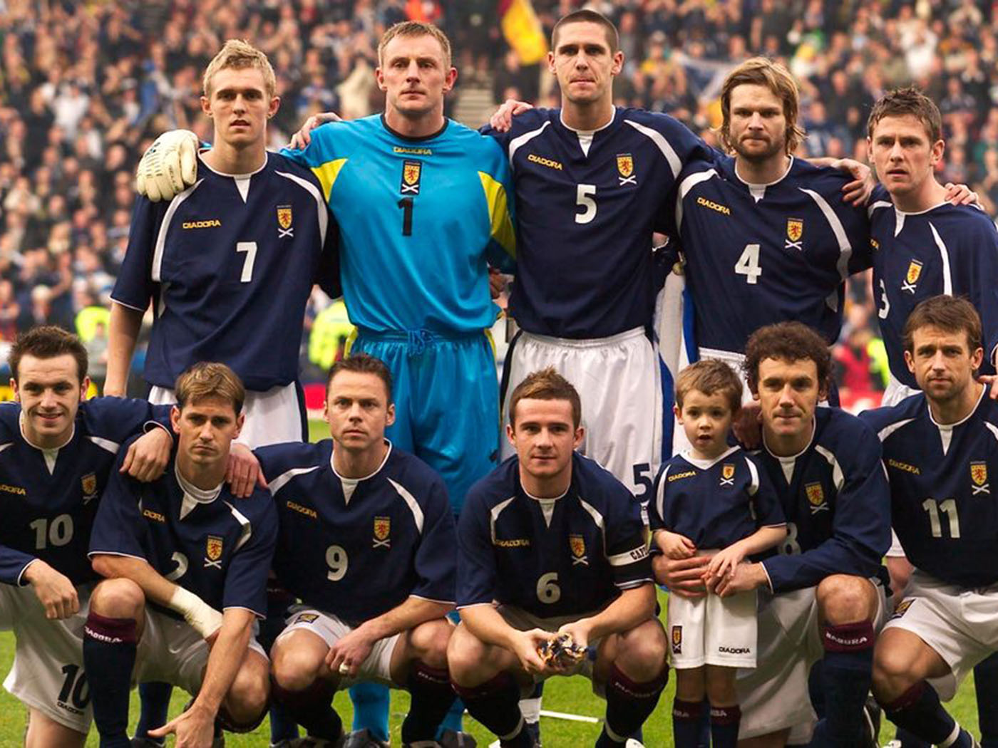 2003-2005 Scotland home shirt - Large