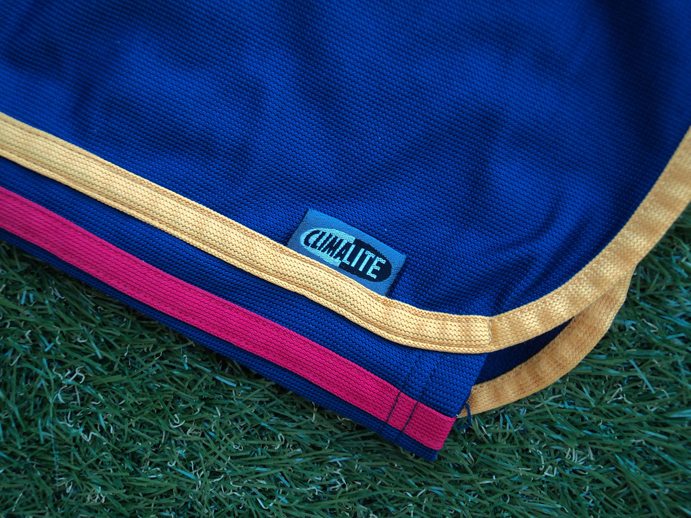 1999-2002 Spain training shorts - Medium