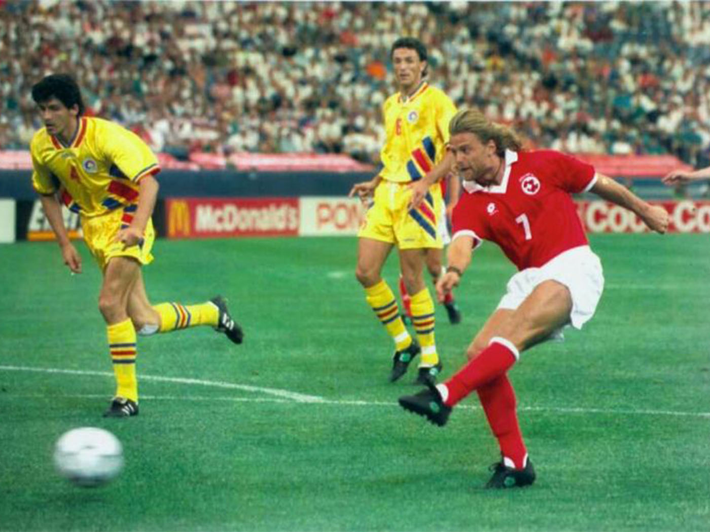 1994-1996 Switzerland home shirt - Small