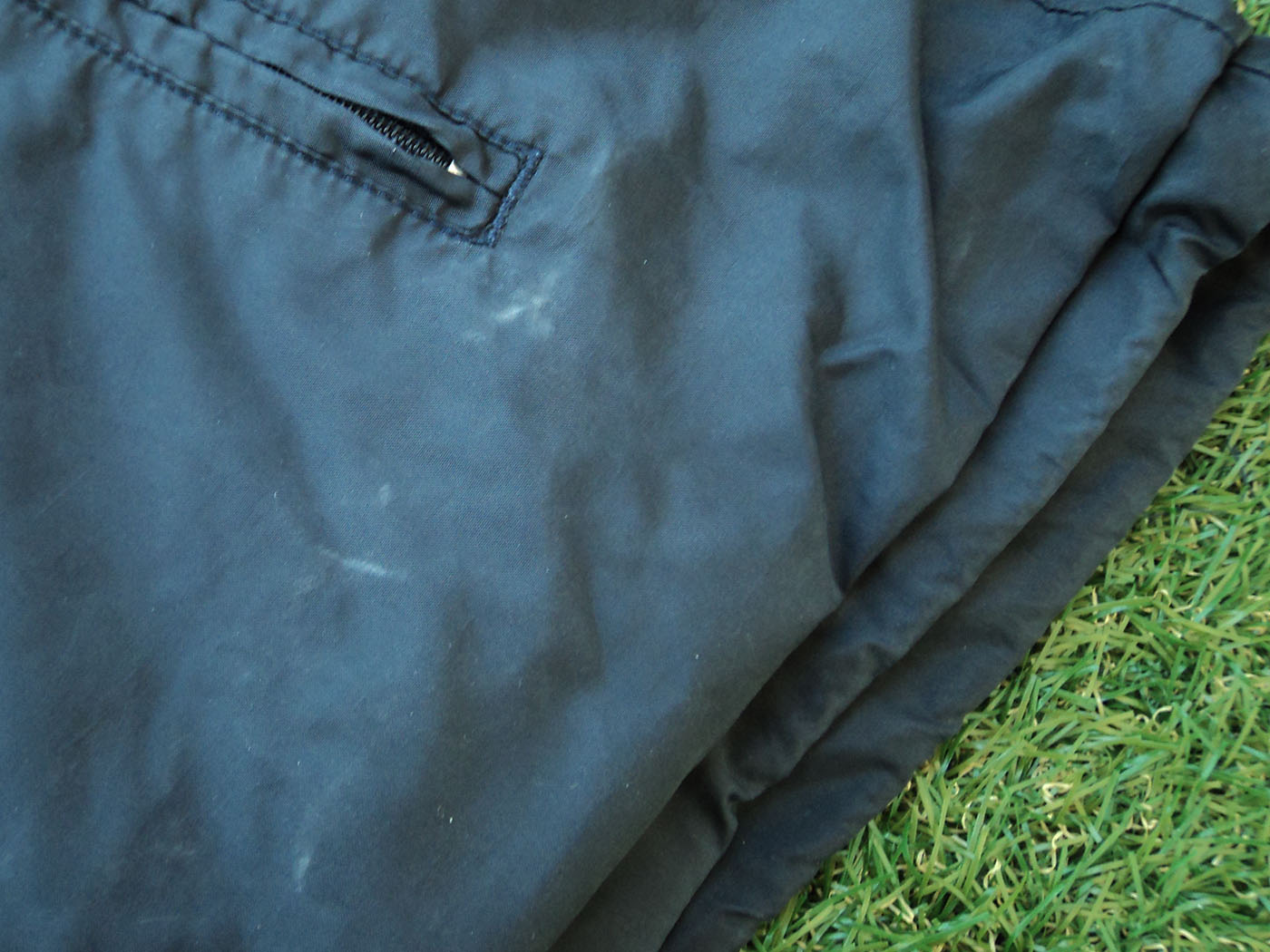2003-2004 Wales training jacket - XLarge
