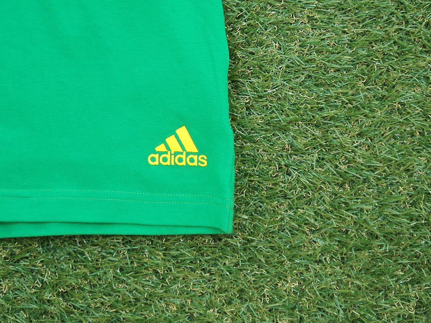 2008 Βραζιλία "Κακά" Adidas t-shirt - XLarge