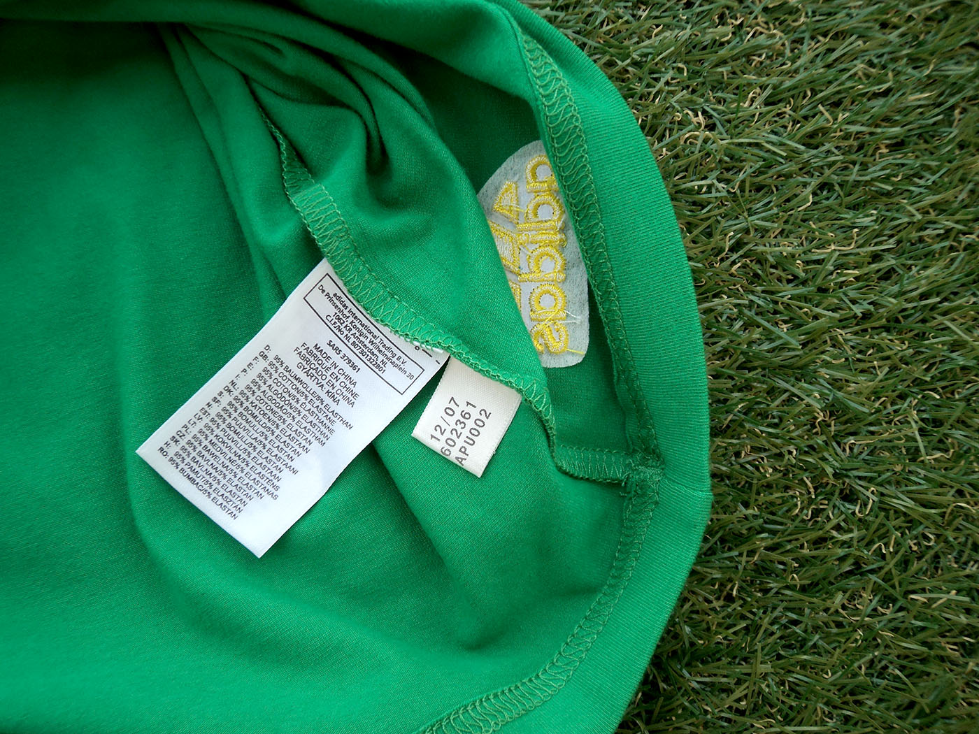 2008 Βραζιλία "Κακά" Adidas t-shirt - XLarge