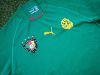 2004-2006 Cameroon home shirt - Large
